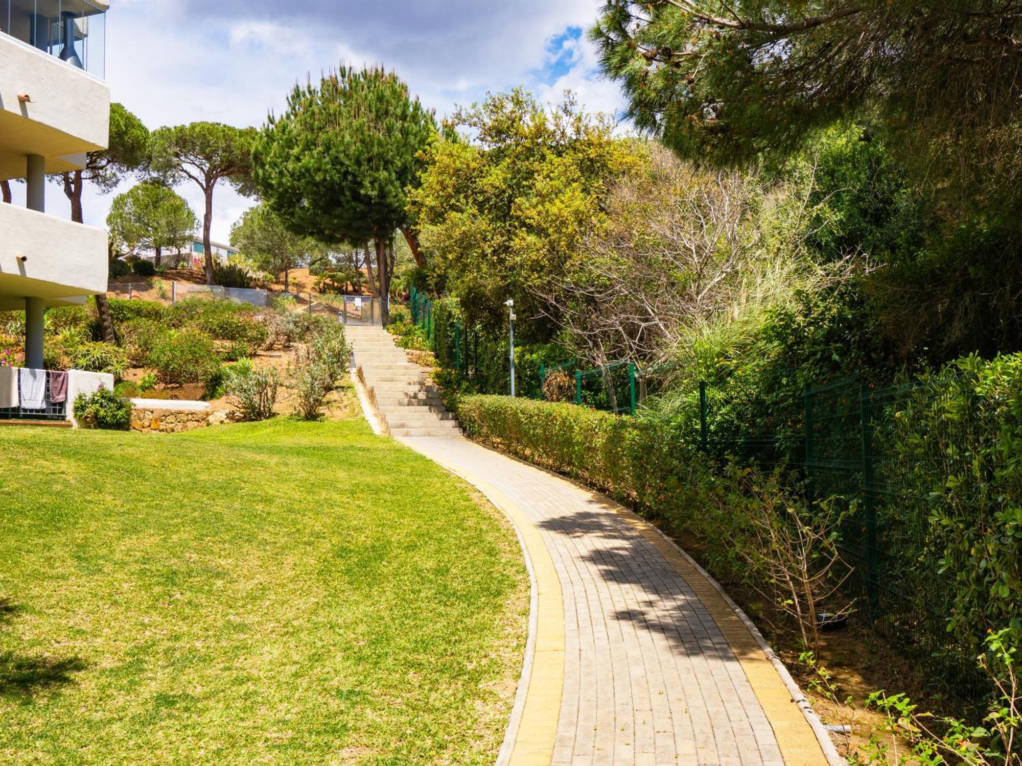 Cubo's Santa Maria Hills 2b * Marbella